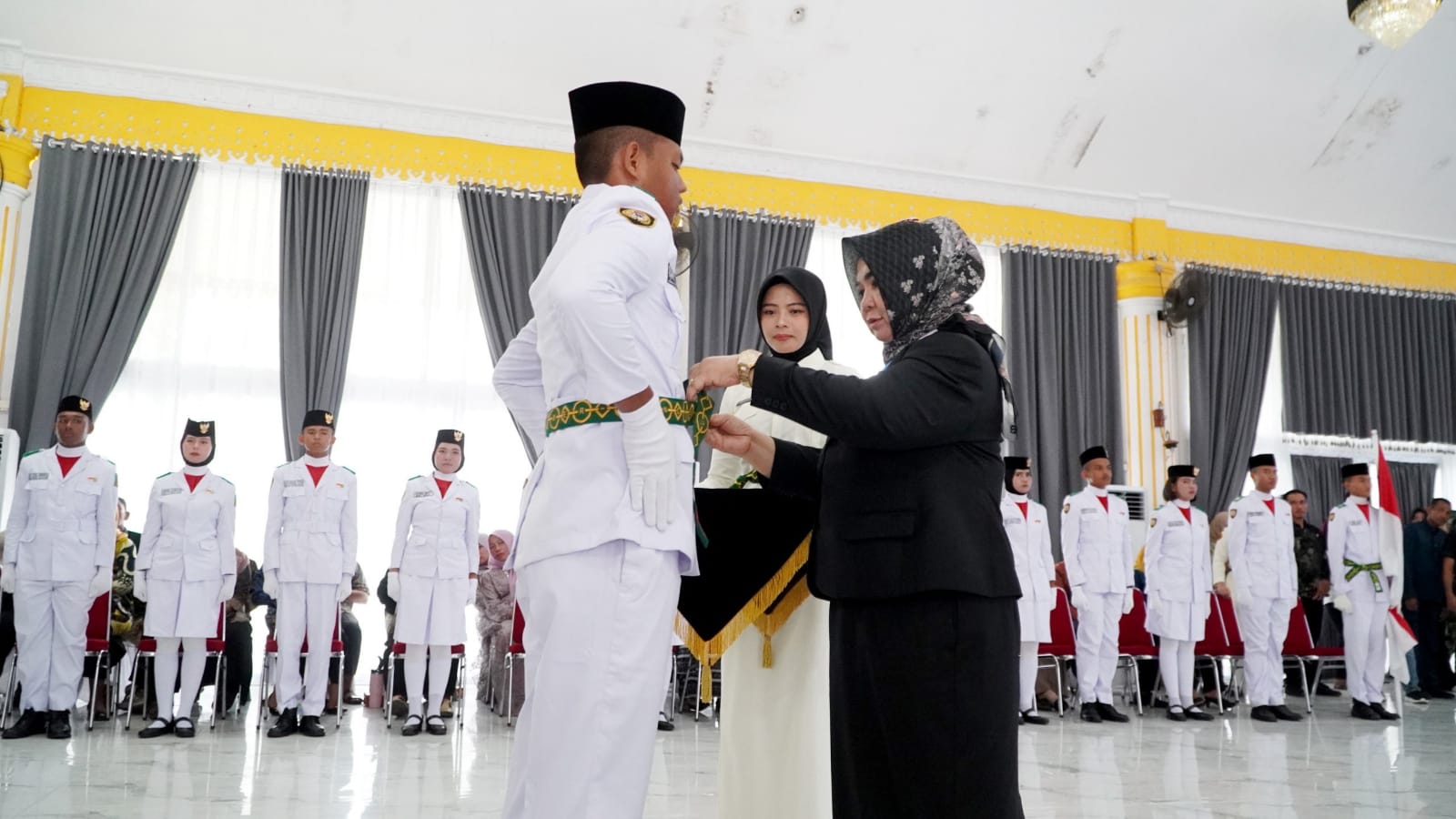 Plt. Bupati Tiorita Tegaskan, Paskibraka Harus Jadi Generasi Pejuang Indonesia Maju