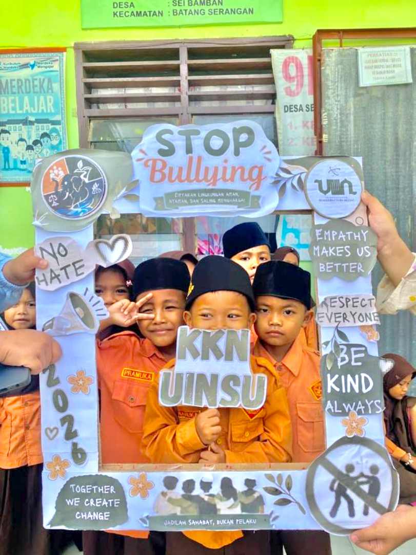30 Mahasiswa KKN UINSU Kelompok 15 Sosialisasikan Anti-Bullying kepada 60 Siswa MIS TPI Sumber Rejo
