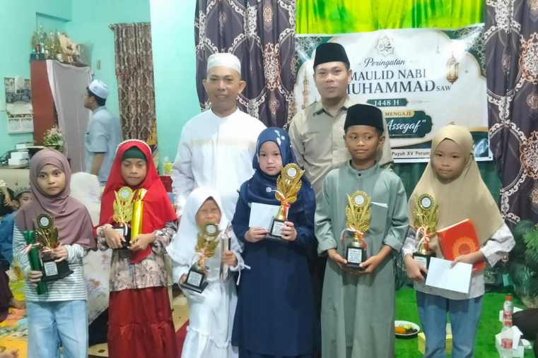 Peringatan Maulid Nabi, Magrib Mengaji Aqil Assegaf Perkuat Kebersamaan Warga