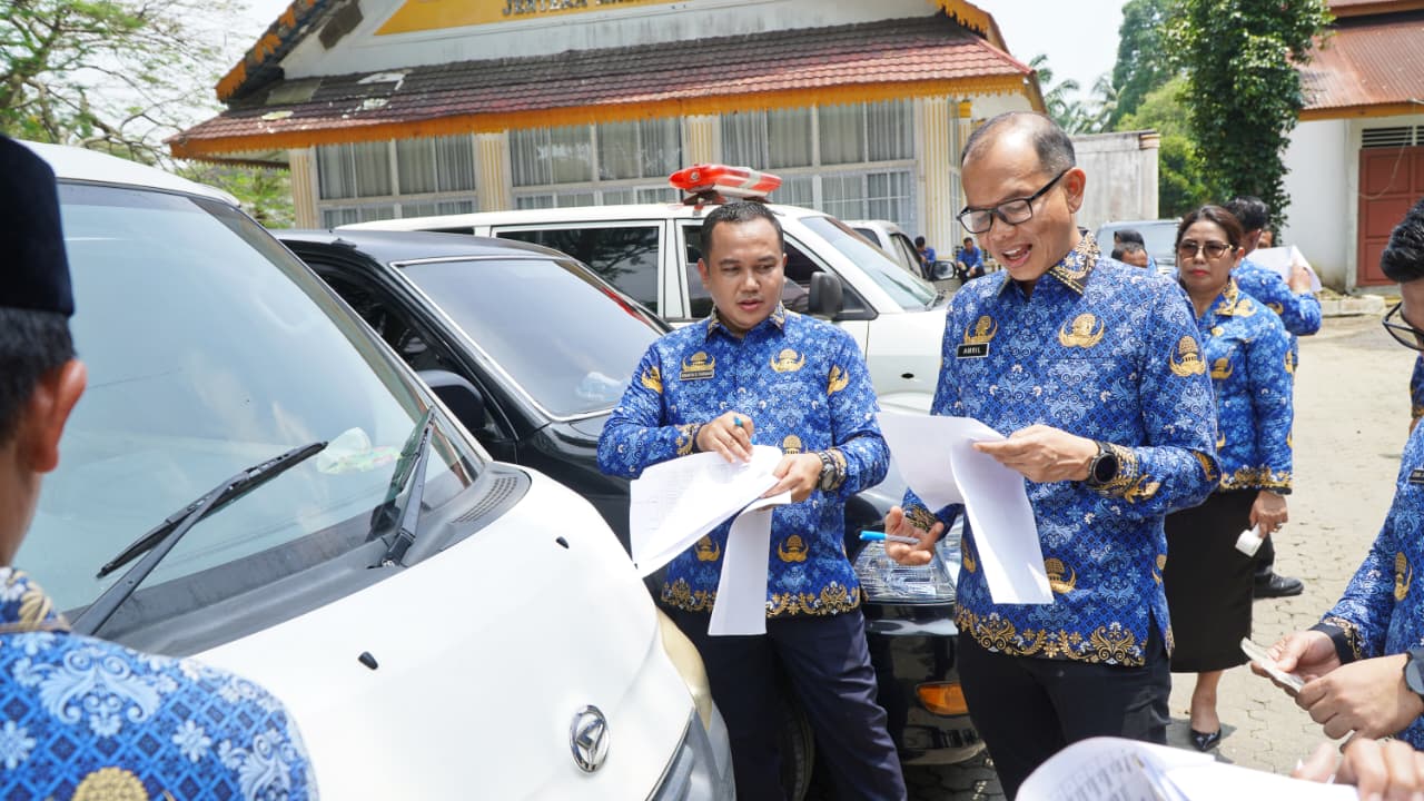 Plt. Bupati Langkat Tiorita Kembali Perkuat Tertib Aset, 89 Kendaraan Dinkes Diperiksa