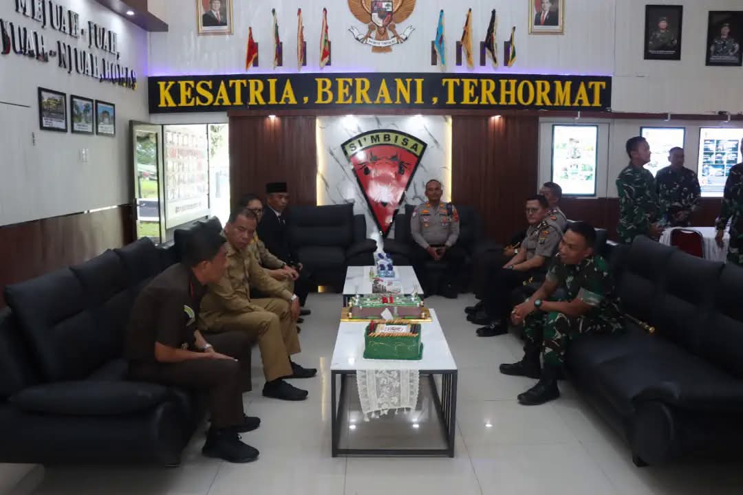 Kejutan HUT TNI ke-81, Forkopimda Karo Sambangi Markas TNI