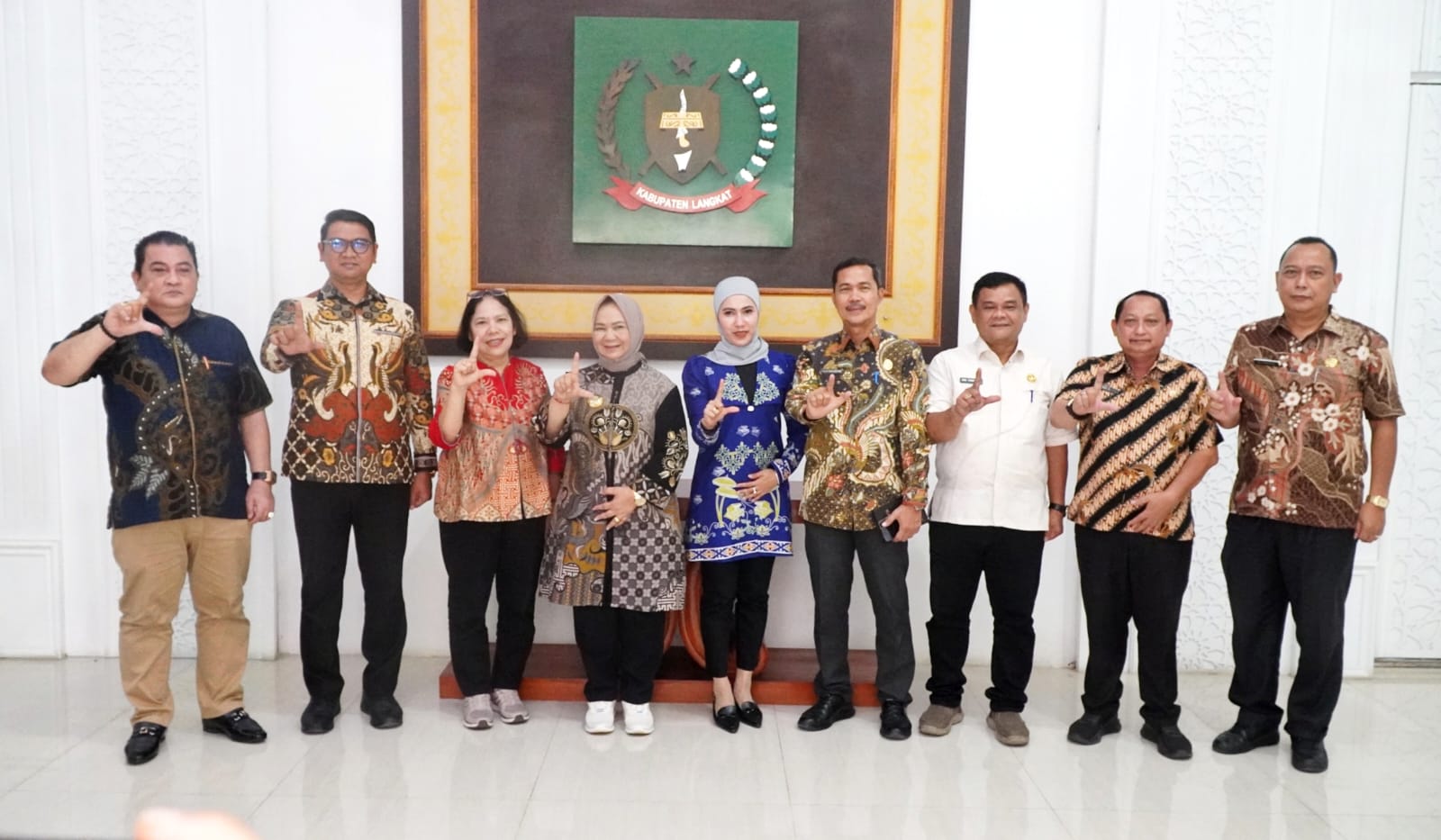 Plt. Bupati Langkat Tiorita Buka Jalan Investasi, Rapala Siap Bangun Jembatan Rp1 milar