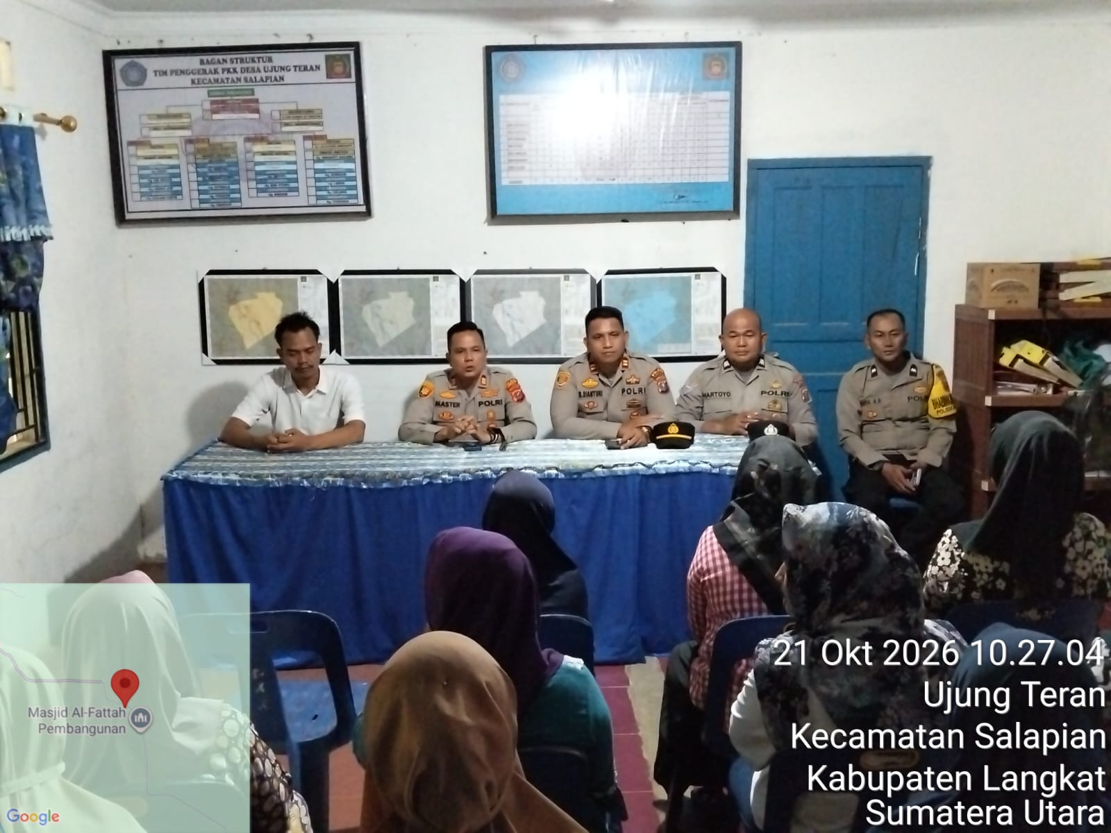 Perkuat Kedekatan dengan Warga, Polsek Salapian Gelar KUBAMAS di Desa Ujung Teran